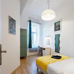 Mondon 3 Arcades 3 2 Showers Metz