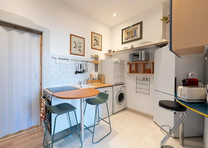 Mondon 3 Arcades 3 2 Showers